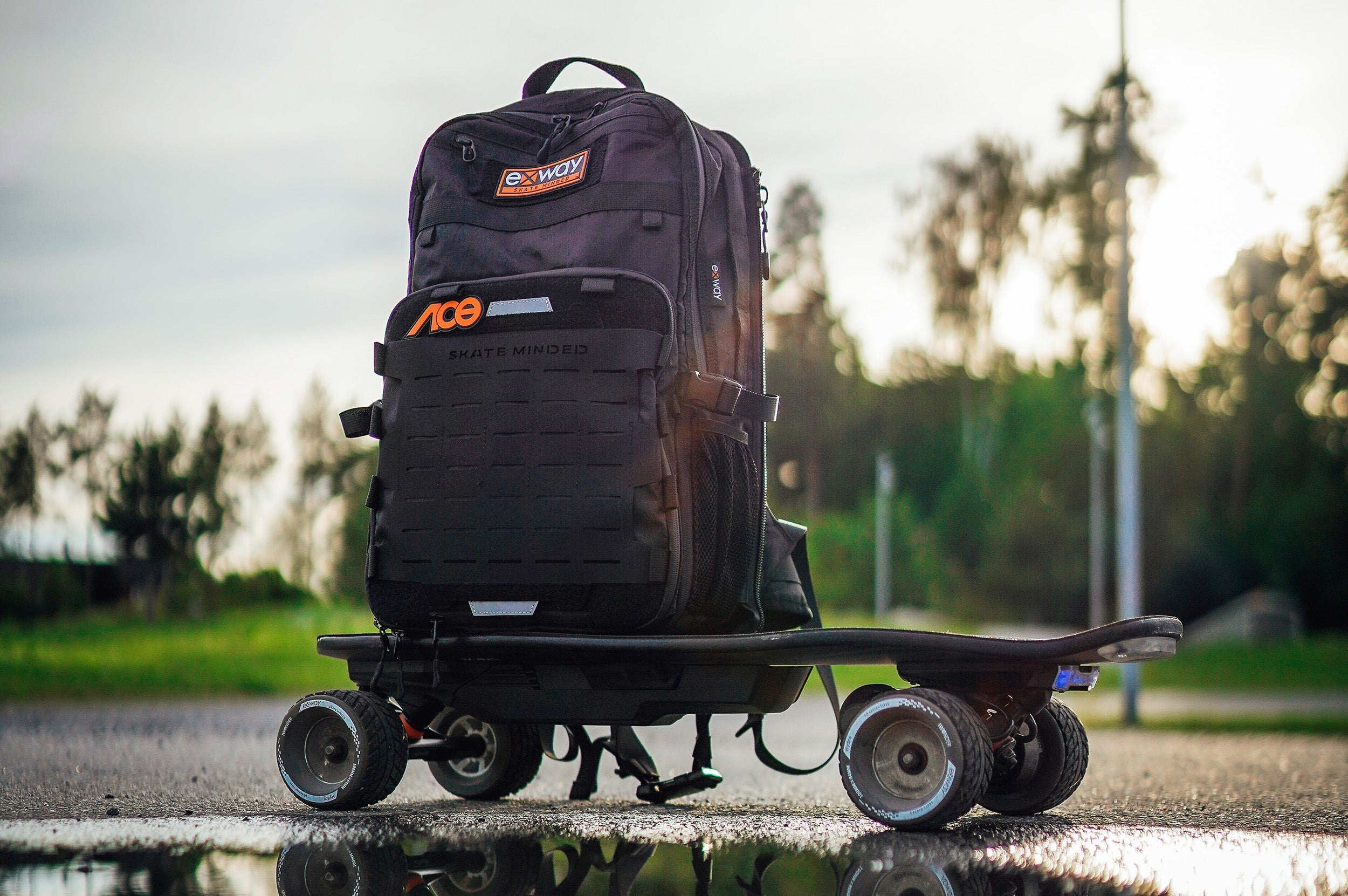 Best Electric Skateboard Backpack Exway X-Pack 2.0 - Exway Electric Skateboard