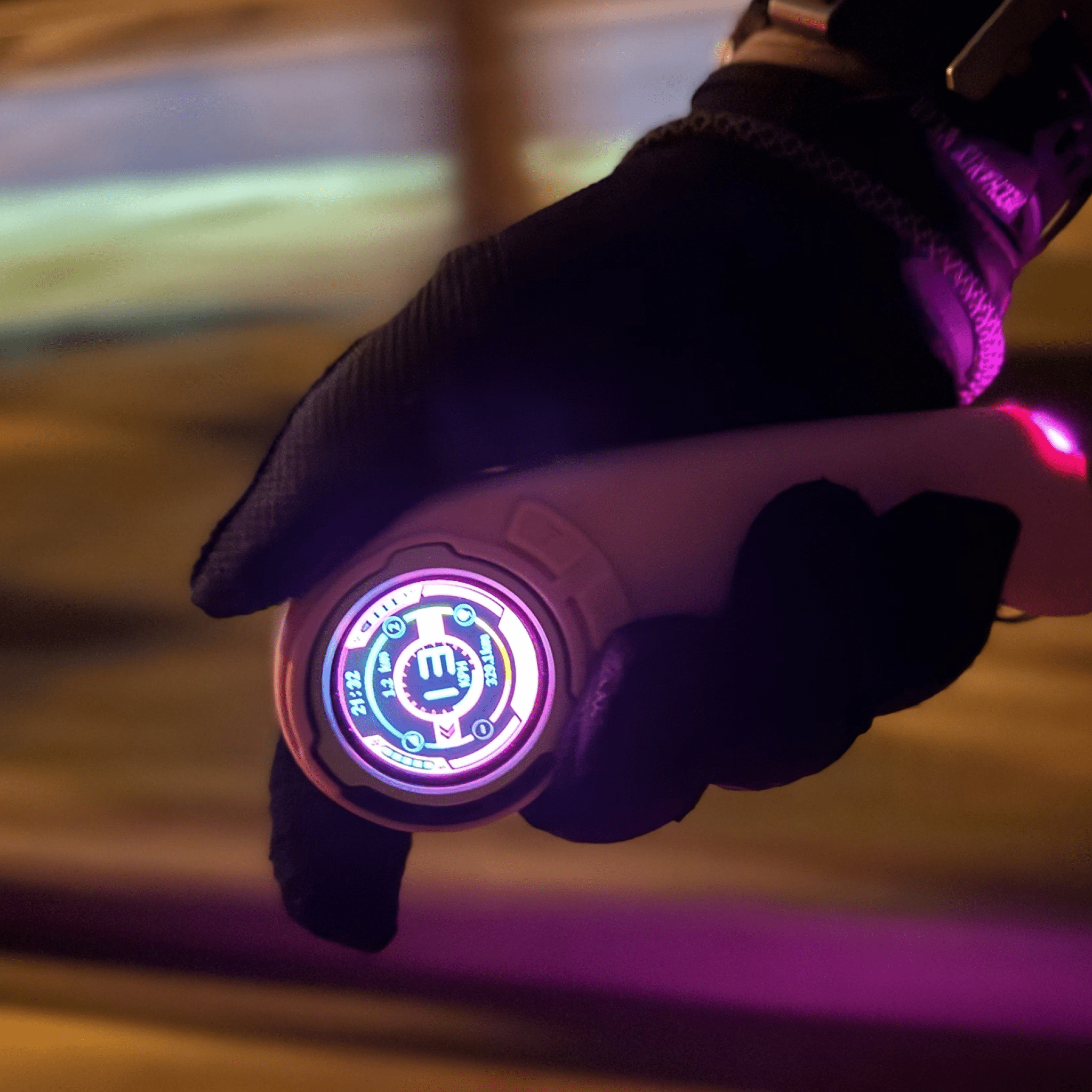 exway-flex-2-pro-electric-skateboard-standard-equipment-rexus-remote-control